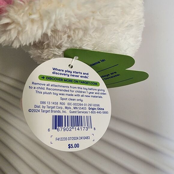 Giggle Scape Gigglescape Plush Snowball Girl Target Exclusive w/Hat 2024 NWT - Picture 7 of 12